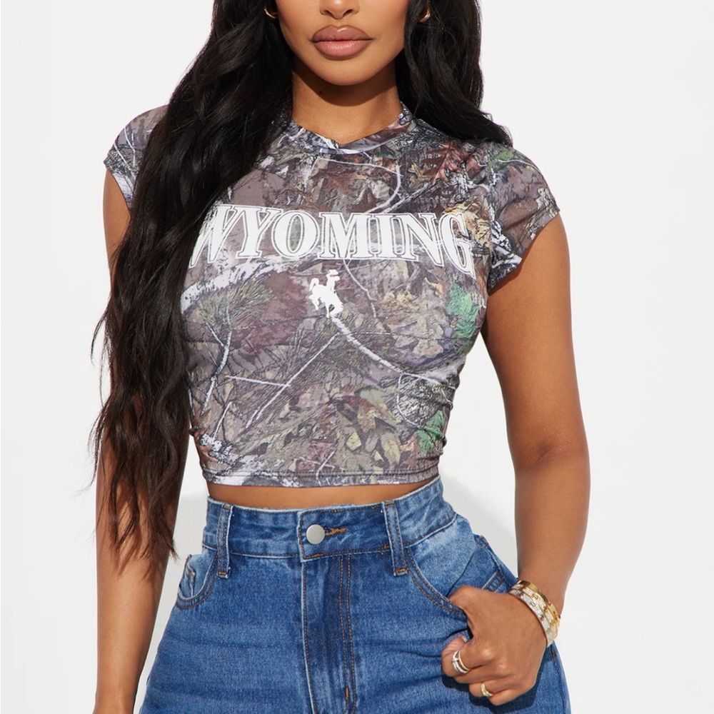Fashion Nova Wyoming Camouflage Crop Top